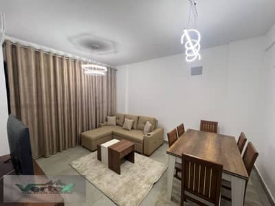 شقة مفروشة للإيجار في مدينتي – B8 | 77 م²