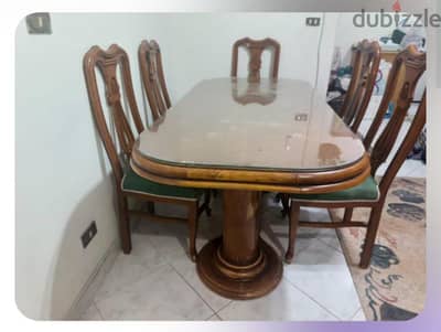 غرفة سفرة عبارة عن (سفرة ٨ كراسي + نيش)