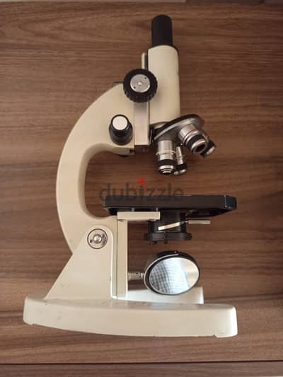 ميكروسكوب تعليمي Model 13A - حالة ممتازة