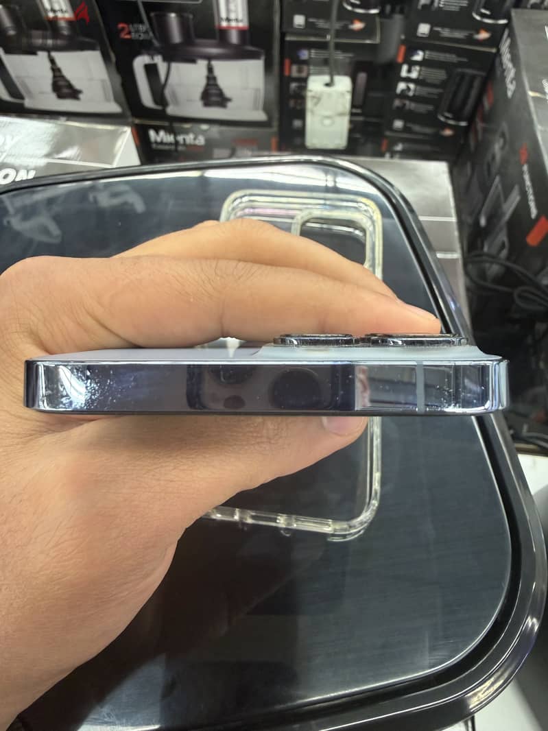 iPhone 13 Pro Max 4