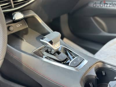 MG GT 2026 Luxury