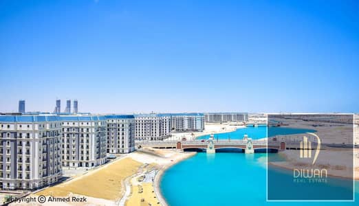 Ready 3-bedroom apartment, fully finished in prime New Alamein, North Coast. Special cash discount. North-facing with tower and lagoon view.