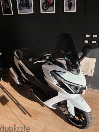  للبيع SYM Cruisym 400 – كسر زيرو 