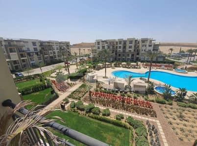 تاون هاوس للبيع في اب تاون متشطب مساحه 309 متر 4غرف وروف 60متر في اميز مرحله جوا الكومبوند