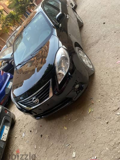 Nissan Sunny 2015