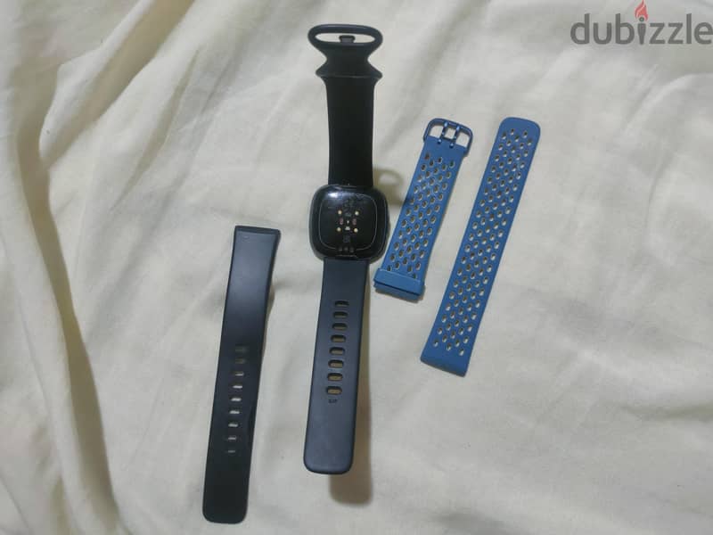 Google Fitbit Versa 4 1
