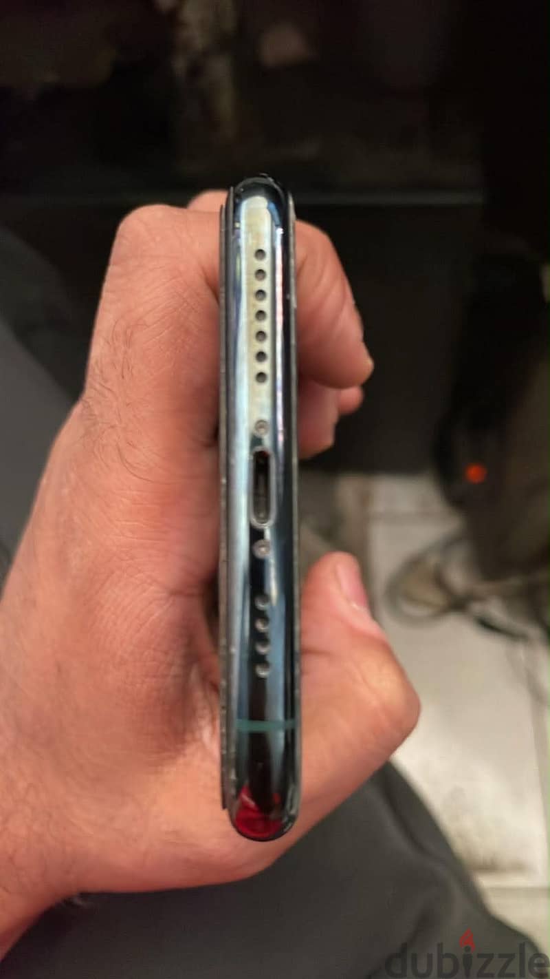 Apple - iPhone 11 Pro Max 1