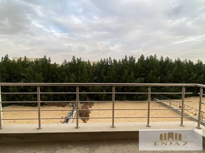 Villa for sale in Madinaty J and near the food court and the medical center and the Saws Park 447m Villa for sale in Madinaty J and near the food court and the medical center and the Saws Park 447m