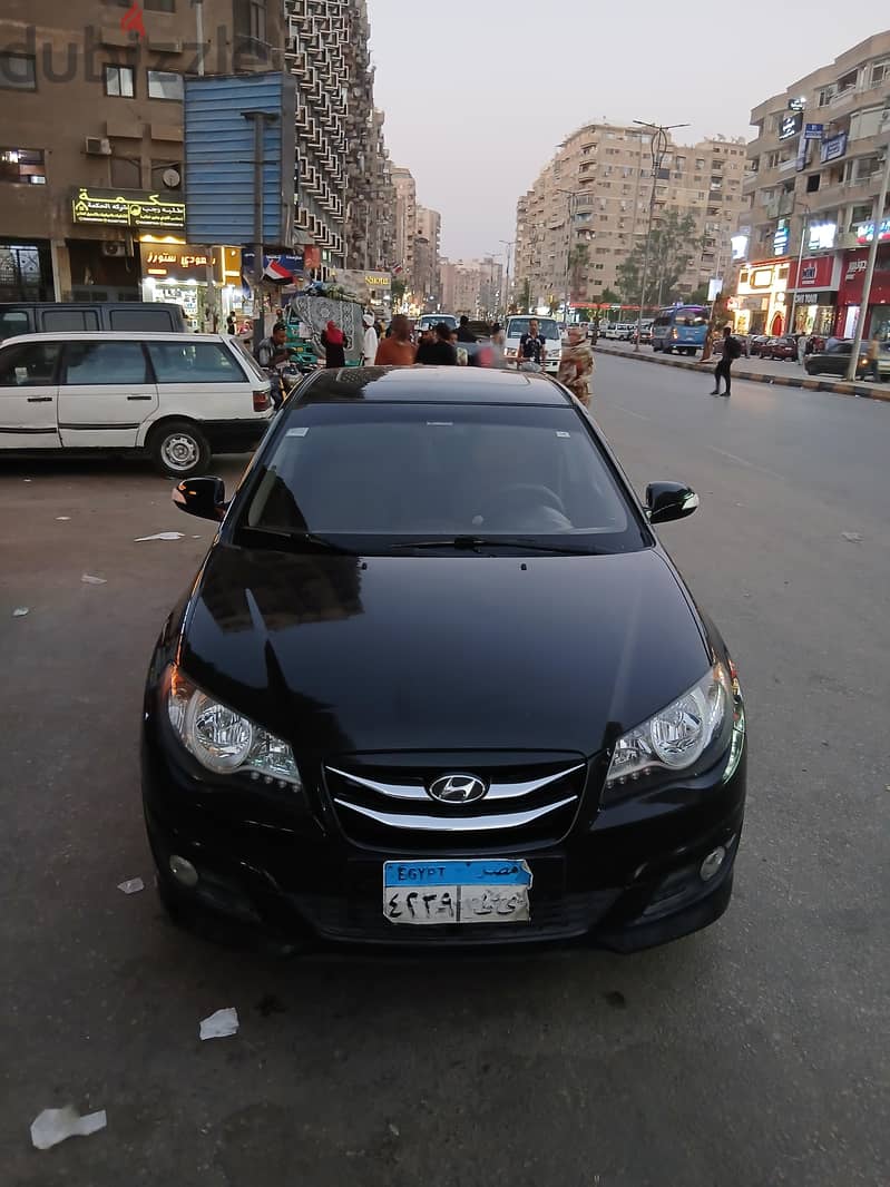 Hyundai Elantra HD 2021 - New tires