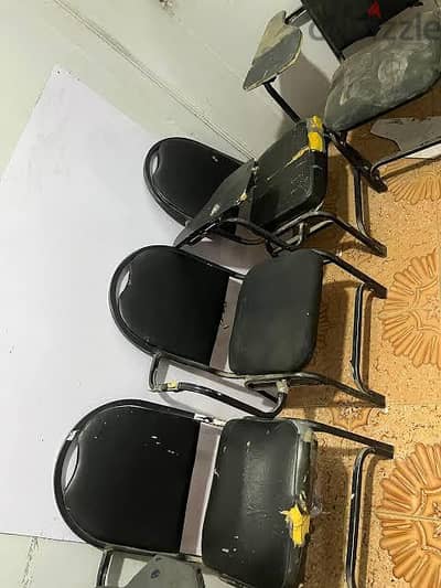 كراسي محاضرات بحاله جيده جدا