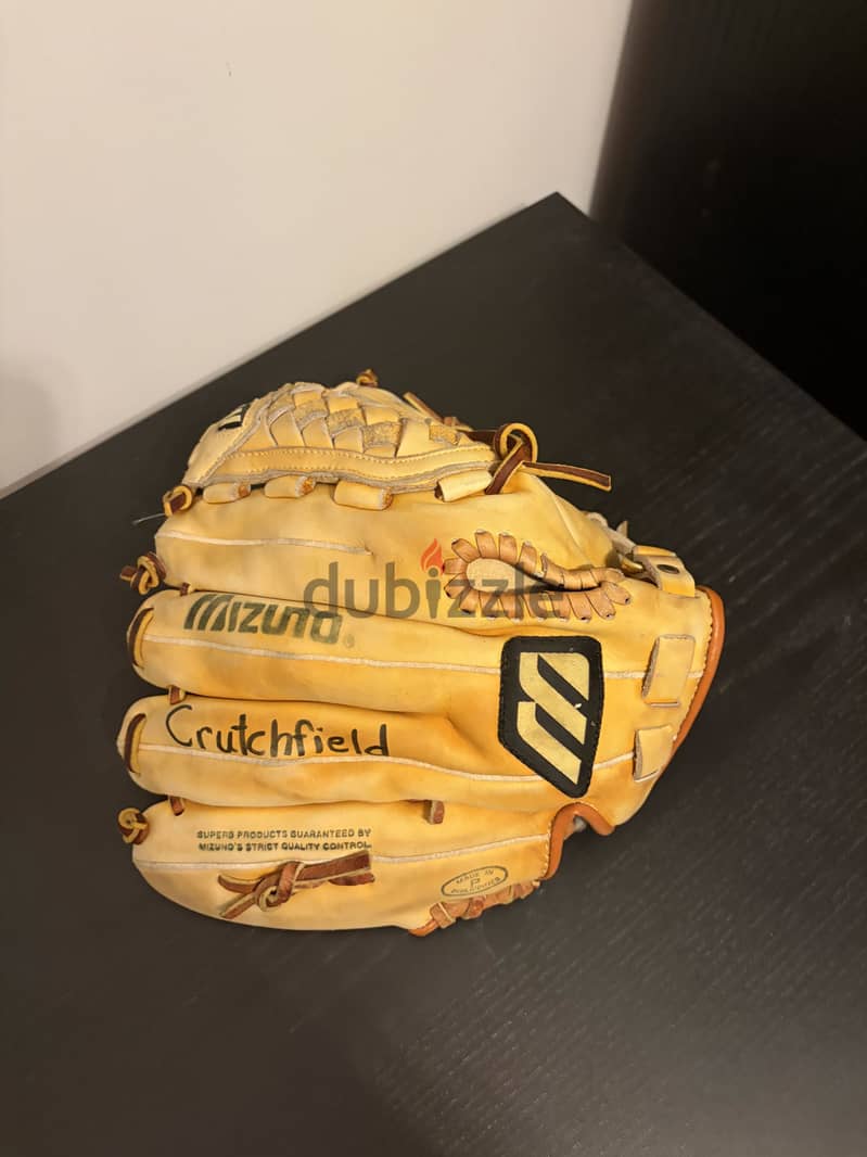 Baseball Glloves and Ballls 6