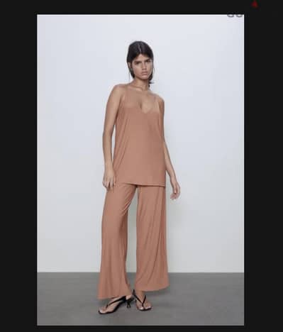 Brand New Zara Pleated Trousers