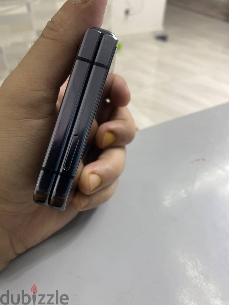 Samsung Z Flip 5 3
