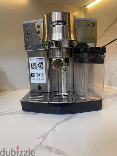 ماكينة قهوة ديلونجي De’Longhi EC860. M إسبريسو وكابتشينو 15 بار