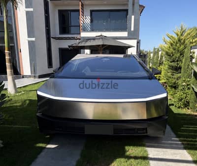 Tesla Cybertruck 2025