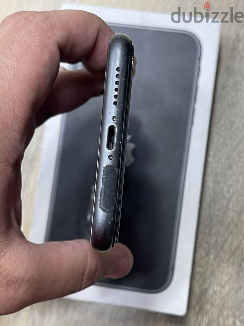 Apple - iPhone 11 1