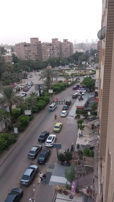 For urgent sale, an apartment of 150m on Al-Nasr Street, suitable for residential or administrative use, luxury finishing