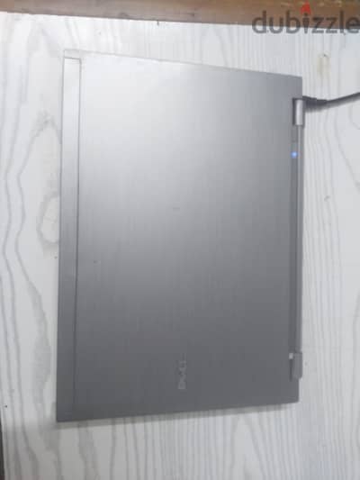· لاب توب dell Latitude E6410