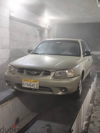 هيونداي فيفا 2000