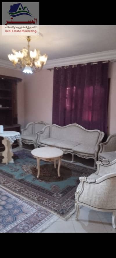 شقة ثلاث غرف ورسبشن ومطبخ و2 حمام دور سابع اسانسير قريبة من الطريق والخدمات والمواصلات ومراكز التعليم المنطقة العاشرة م نصر القاهرة