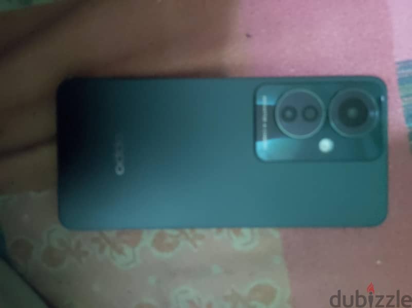OPPO Reno11 F 4