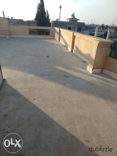 روف للايجار في السياحيه الأولي
