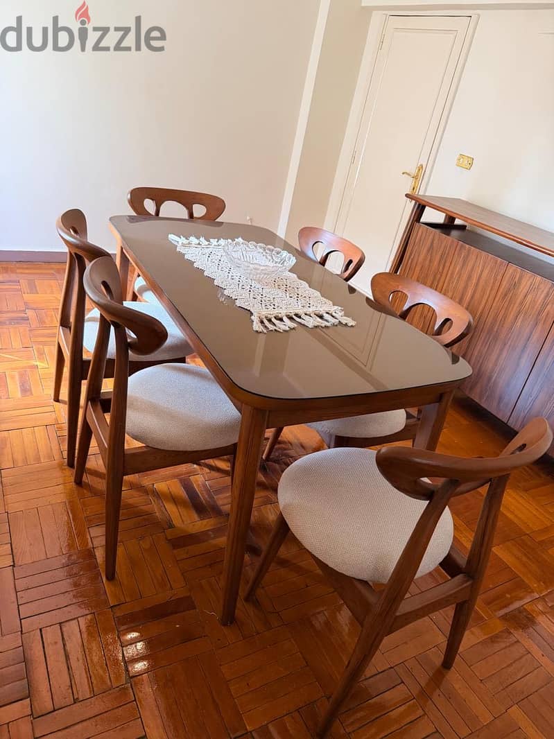 Dining room 1