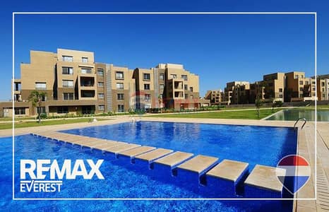 ارضي بحديقة للايجار بالمطبخ والتكيفات في بالم باركس