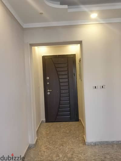 Apartment for rent in Al Rehab 2, 131 sq m | 3 rooms, special finishes, 5th floor with elevator, next to Avenue Mall, price 22,000