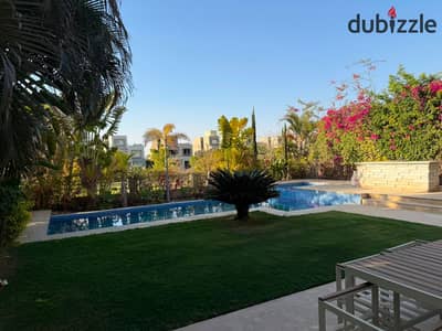 فيلا فاخرة للإيجاربحمام سباحه بالم هيلز القطامية
