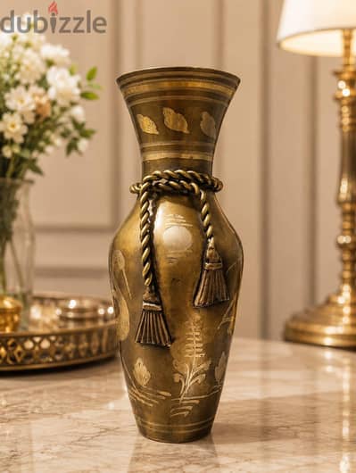 فازه نحاس صناعه  يدويه هنديه  نادره من الطراز الشرقي الهندي التقليدي