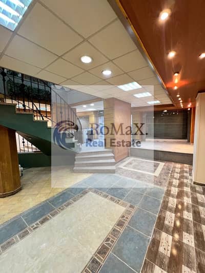 A 350m² super deluxe commercial space is available for rent in Smouha, near the clothing market and Andalus Hospital.