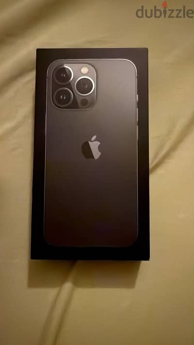 Iphone 13 pro - حاله ممتازه بدون اي خدوش - مع العلبه