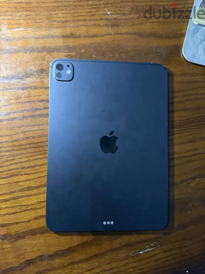 Ipad pro m4 11 100% + apple orginal Magic Keyboard