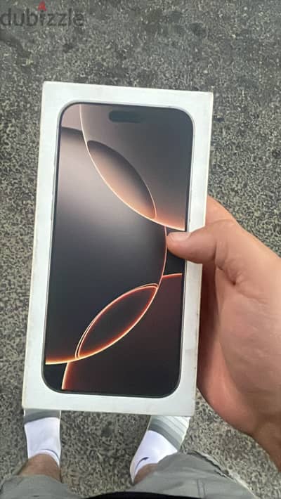 Apple - iPhone 16 Pro Max