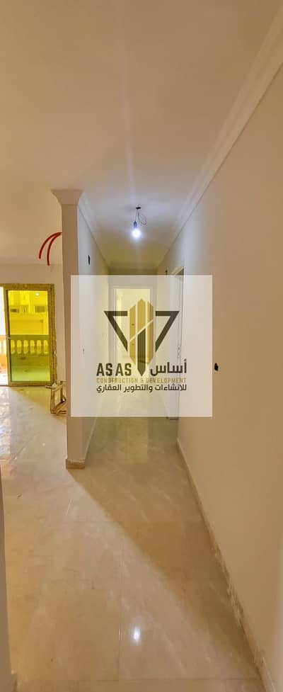 شقة للبيع في كمباوند صفوة الاندلس أرض الجمعيات بجوار دار مصر الاندلس وجنة القاهرة الجديدة والجامعة الأمريكية وميفيدا وهايد بارك والتسعين الجنوبى