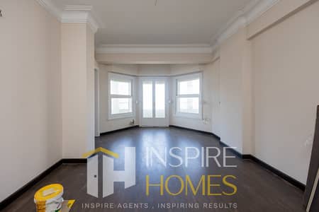 Licensed apartment for rent – Price includes the kitchen cabinets