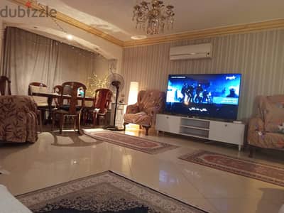 وحدة فاخرة فندقية ب المهندسين علي الشارع الرئيسي