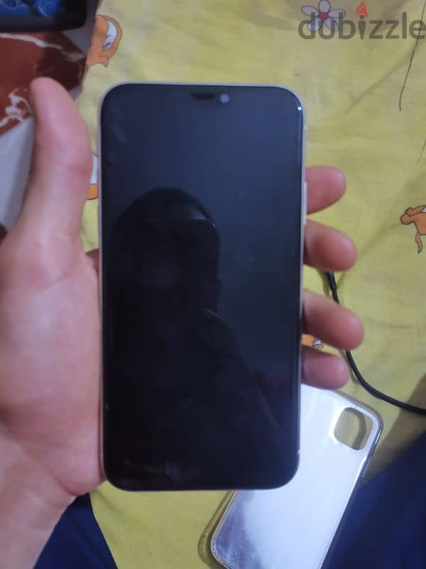Apple - iPhone 11 8