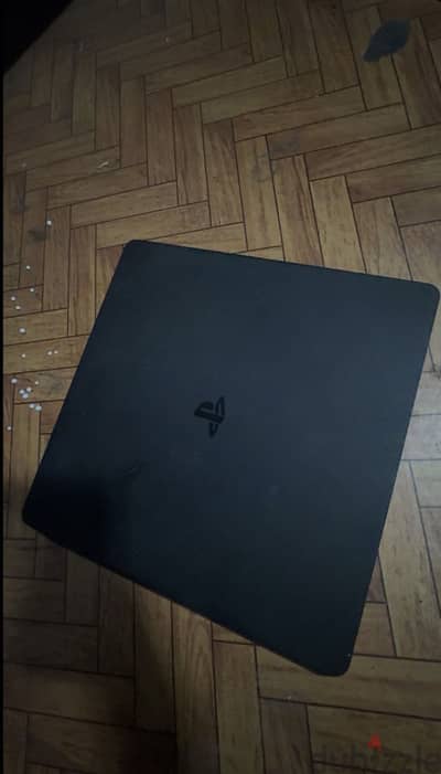 PlayStation 4 slim