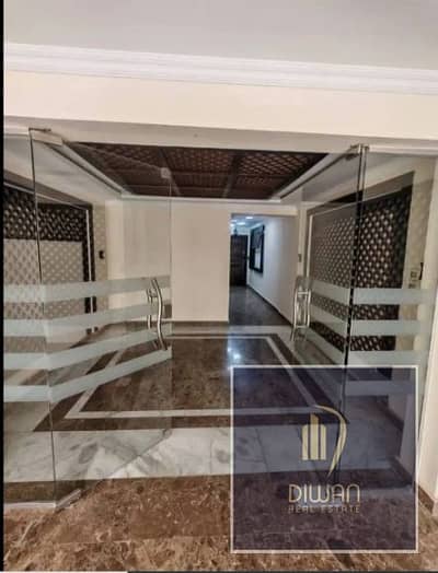 Last 171m front north-facing 2-bedroom apartment in Maadi View Shorouk. Near delivery, prime location next to Sodic & Palm Hills.