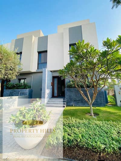 Villa for sale in Al Shorouk ready for viewing next to the International Medical Center and the British University, Already inhabited compound