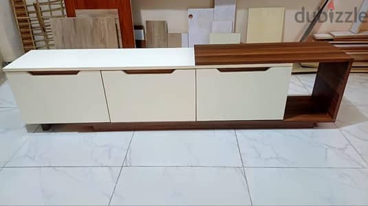 ترابيزة شاشة مودرن فخمه