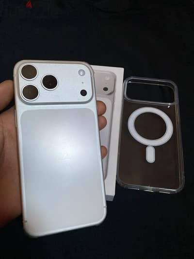 Apple - iPhone 17 Pro Max