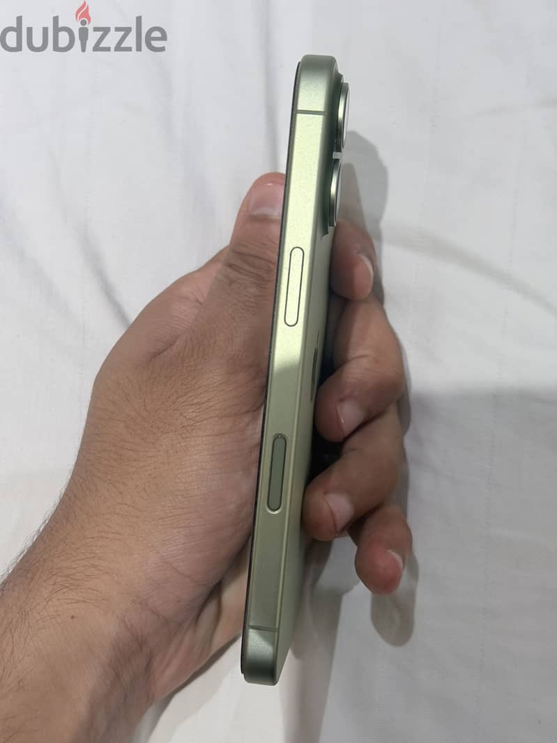 Apple - iPhone 17 2