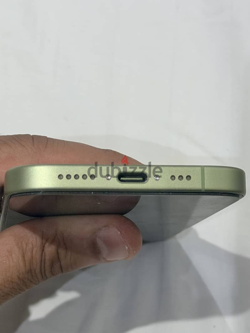 Apple - iPhone 17 6