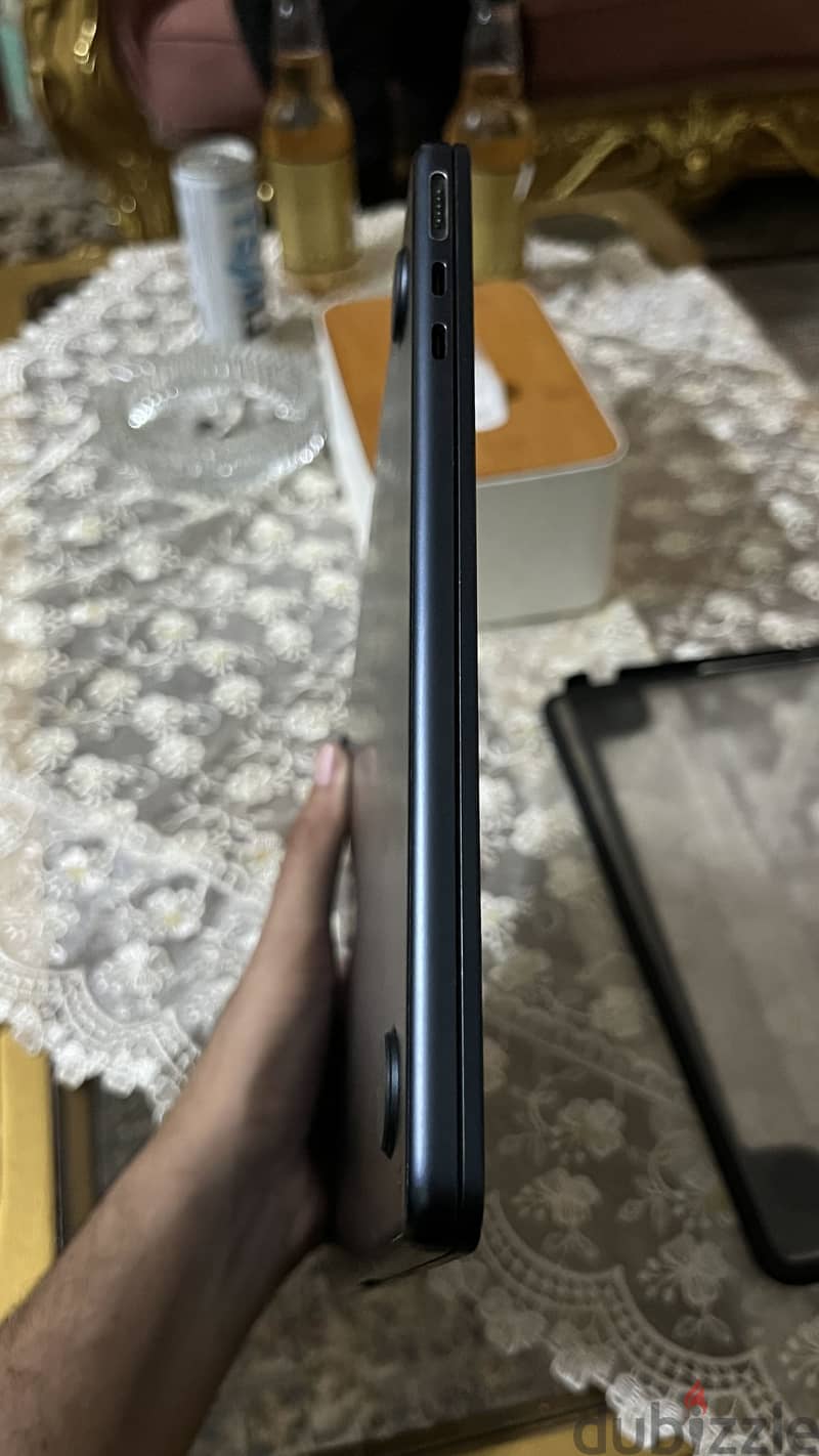 MacBook air m2 256 2