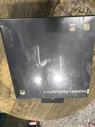 Huawei FreeBuds 4 Pro Black جديدة متبرشمة بضمان الوكيل