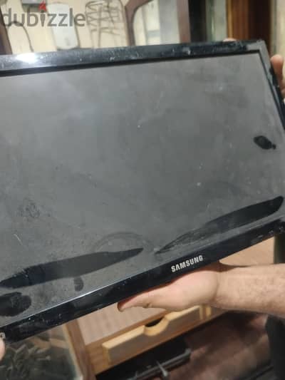 شاشه سامسونج 18 انش