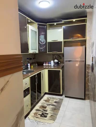 Furnished air-conditioned station Al Ramla, Souter 3 rooms and reception, first residence in a new tower